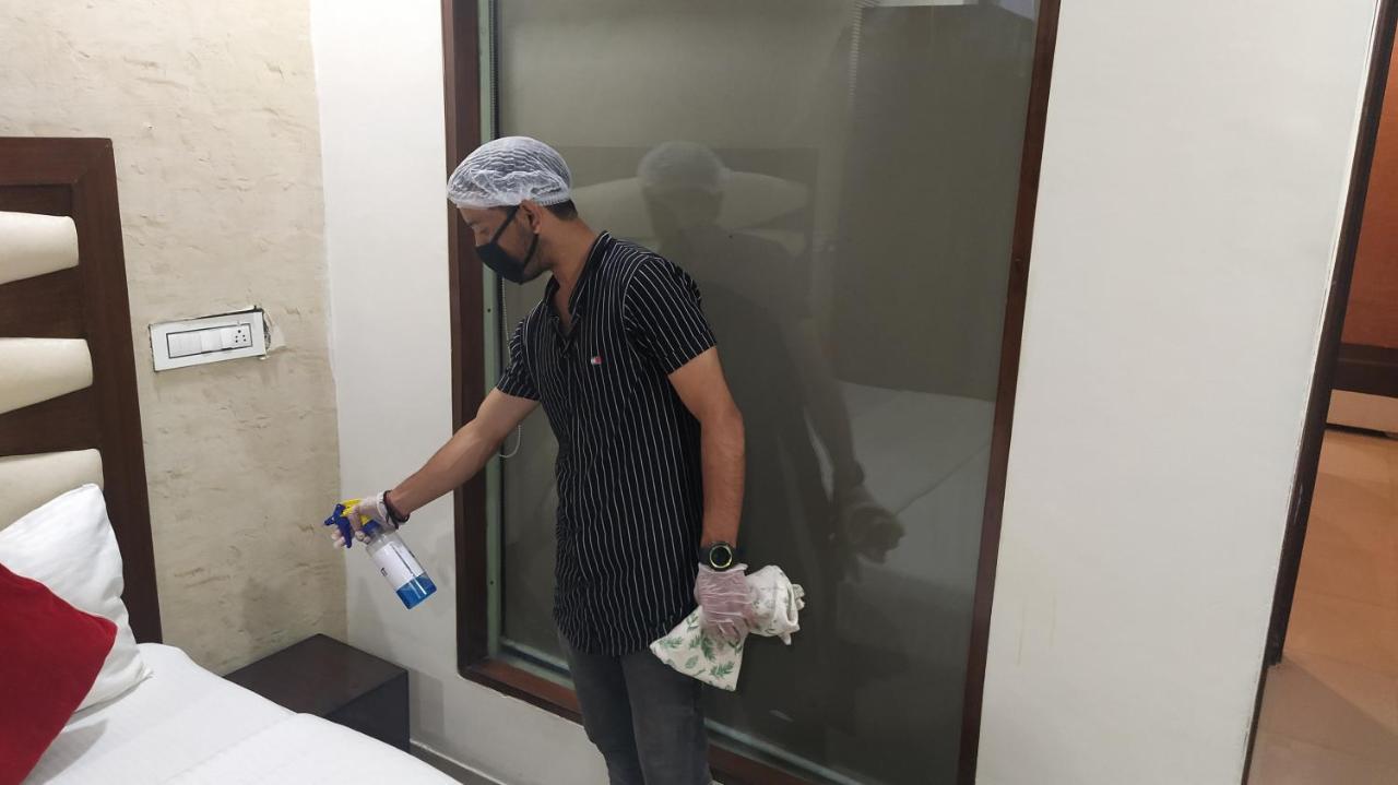 Hotel Eurasia Mohali International Airport Zirakpur Exteriér fotografie