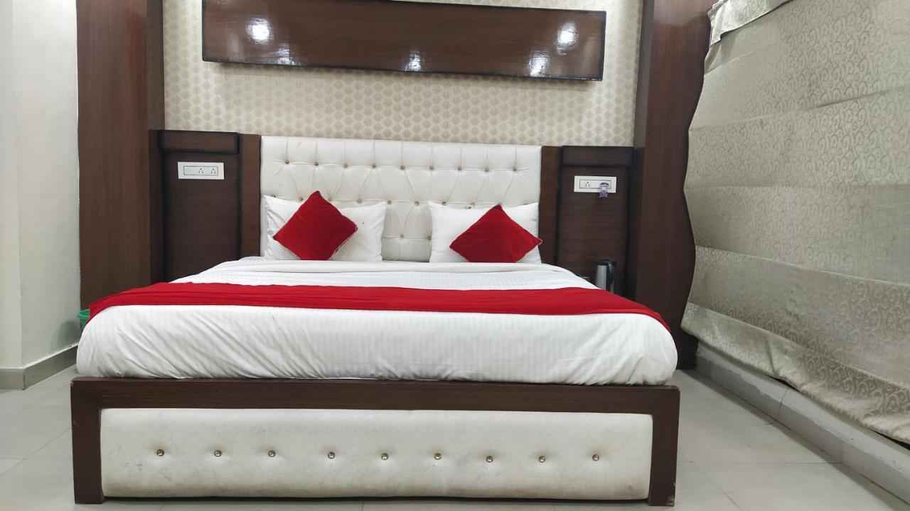 Hotel Eurasia Mohali International Airport Zirakpur Exteriér fotografie
